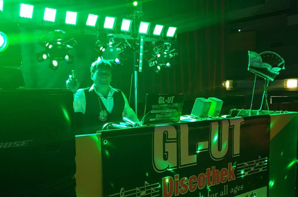 GL-UT Mobile Discothek Equipment 04